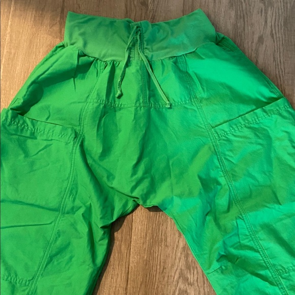 Free People FP Movement Cliff Hanger Harem Pants; Green Sheen; Size Large - Picture 9 of 13